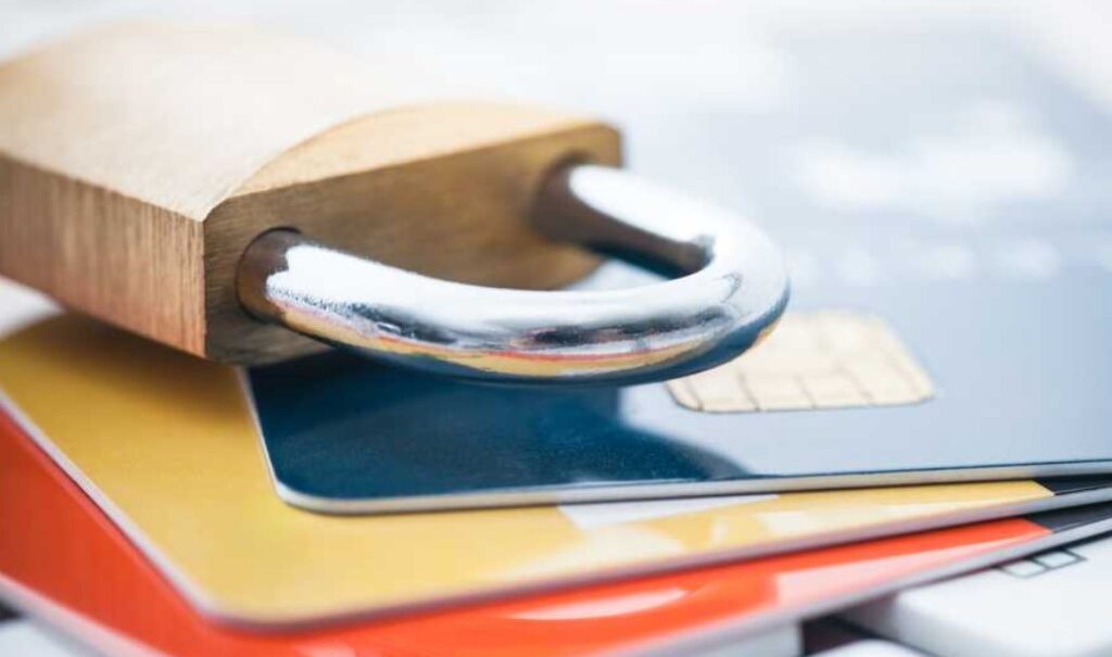 Top-Products-Secured-and-Unsecured-Credit-Cards